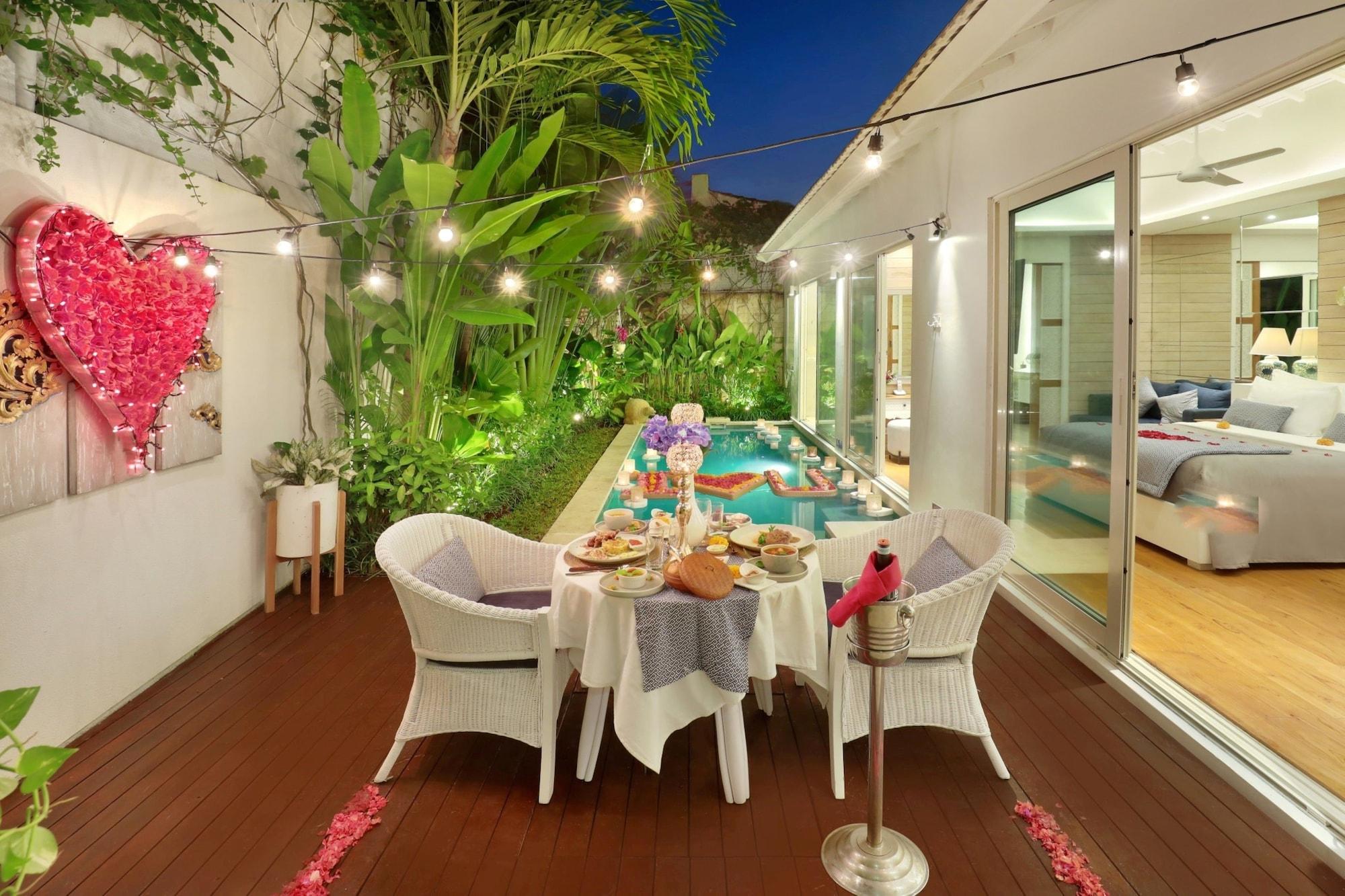 Aleva Villa Seminyak By Ini Vie Hospitality Exterior photo